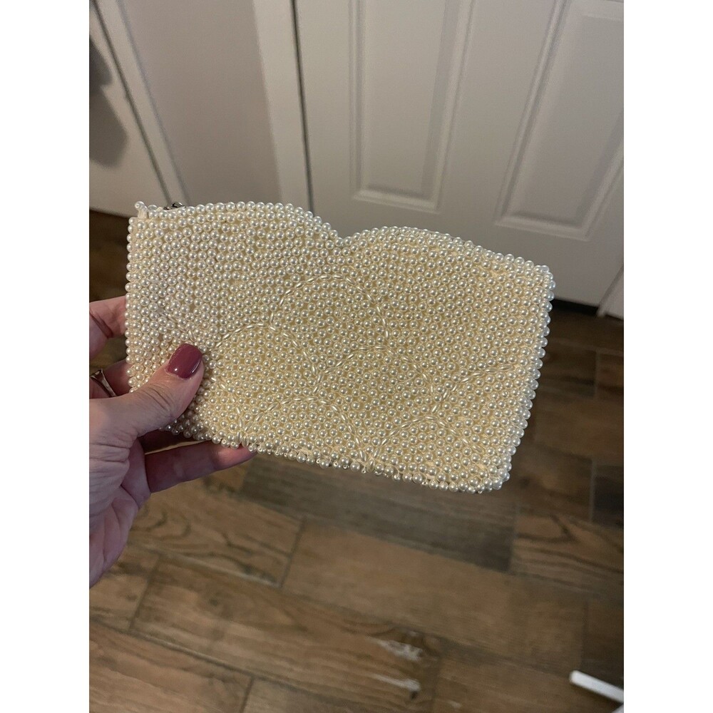 Vintage Miranda Faux Pearl Clutch Purse zipper closure Made in Japan
